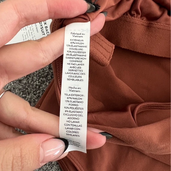 Alo Yoga Sleek Back Bodysuit. NWT - Picture 11 of 11